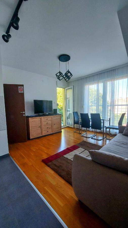 Apartments Neo Nowy Sad Zewnętrze zdjęcie